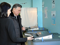 Глава Твери Алексей Огоньков: «Не сомневаюсь, что тверитяне проявят активную гражданскую позицию и  проголосуют за успешный завтрашний день сильной России»